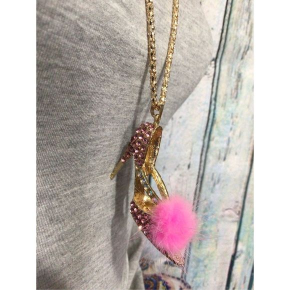 NWT Betsey Johnson Pink & Gold Rhinestone Shoe Pendant Adjustable Chain - Picture 12 of 15